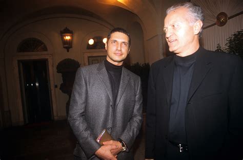 carriola versace|gianni Versace partner.